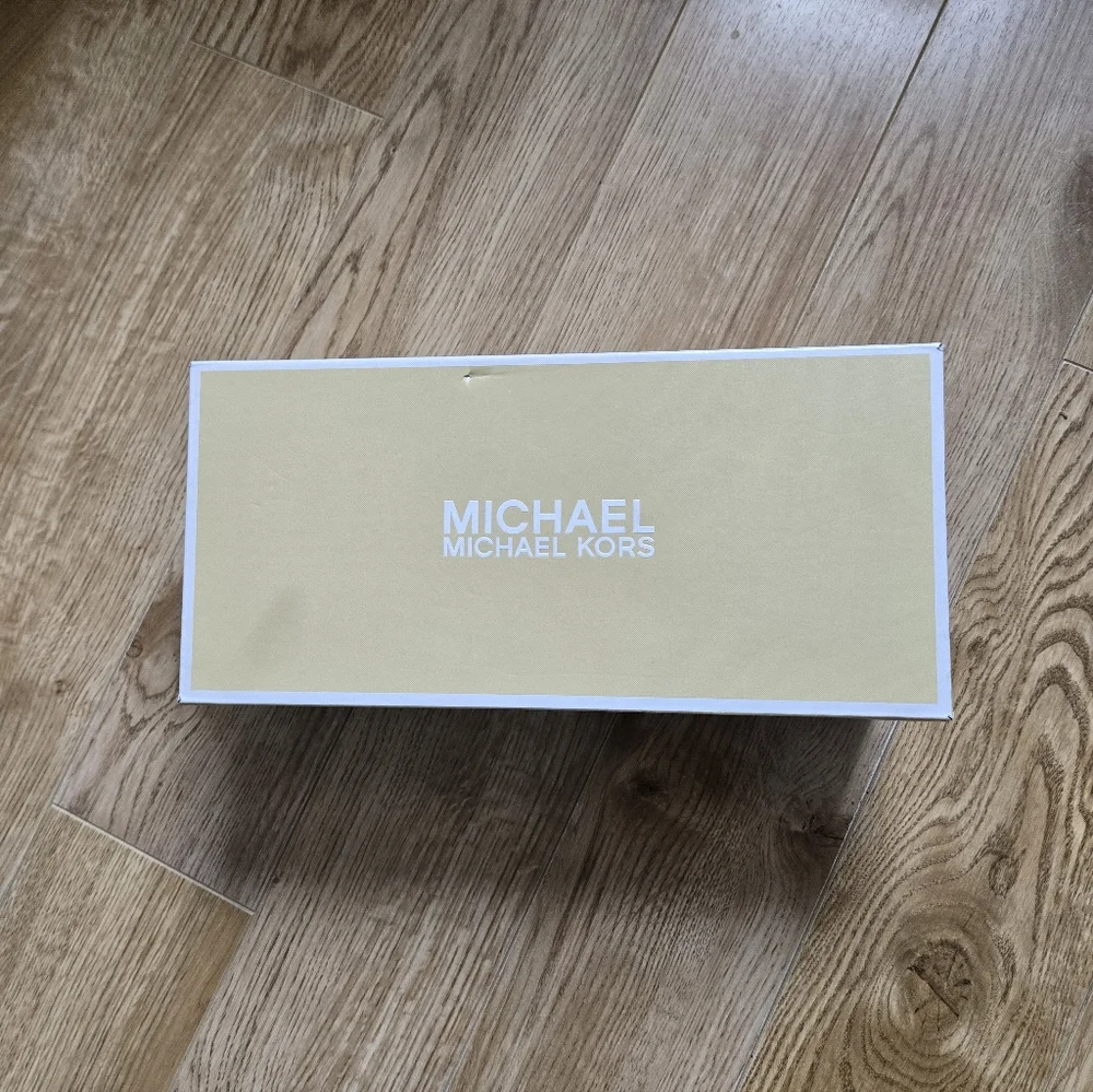 NEW🆕️ MICHAEL Michael Kors Charcoal "Remi Ballet" Shoe style 40F7REFP1S - Picture 7 of 8